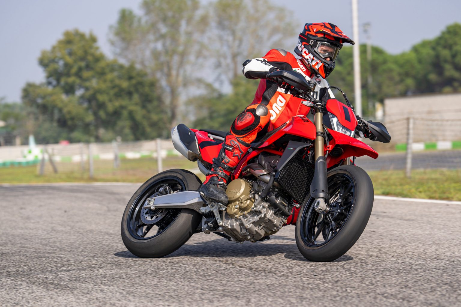 Ducati Hypermotard 698 Mono Allt om MC